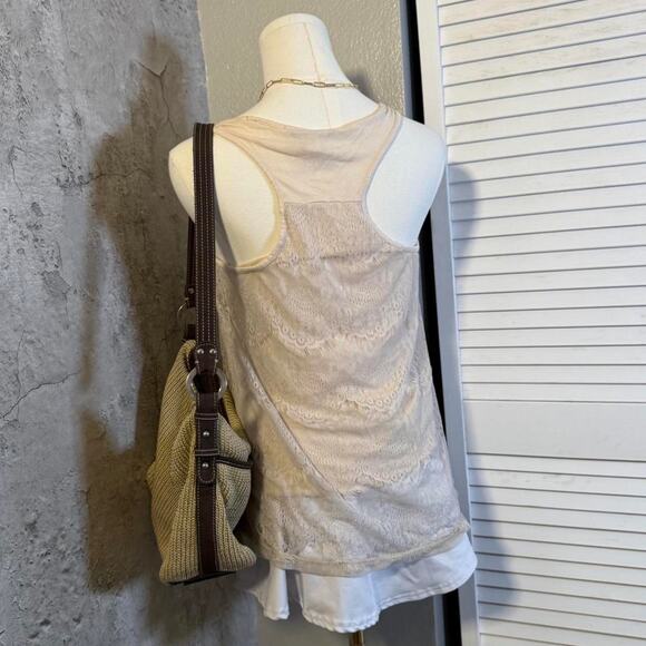 Cream ruffle tank top - Picture 6 of 7